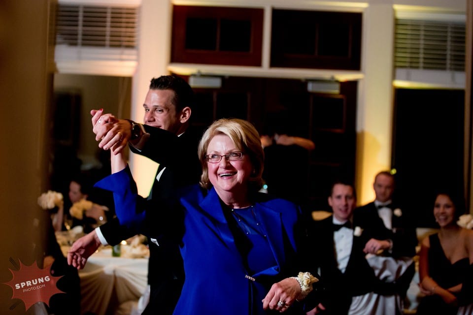 805A7881Lindsey_and_Tim_Arrowhead_Golf_Wheaton_by_Sprung_Photo_lweb