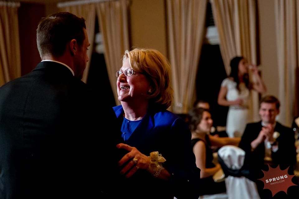 8J3A9757Lindsey_and_Tim_Arrowhead_Golf_Wheaton_by_Sprung_Photo_rweb