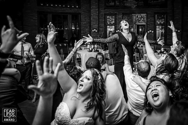 chicago wedding dance floor party